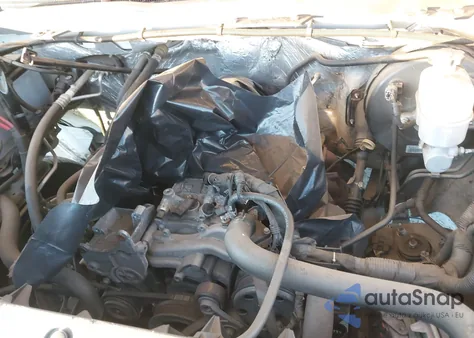 2015 Chevrolet Silverado 1500 Lt z USA, uszkodzony, nr VIN 3GCPCRECOFG468294